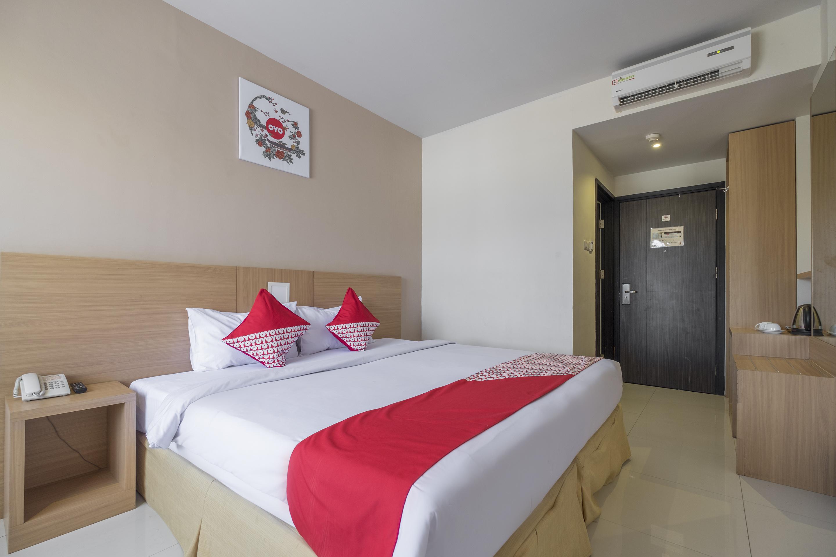 Collection O 1279 Hotel Grand Celino Macasar Exterior foto